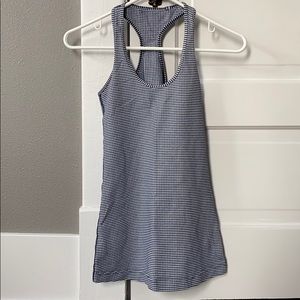 Lululemon tank